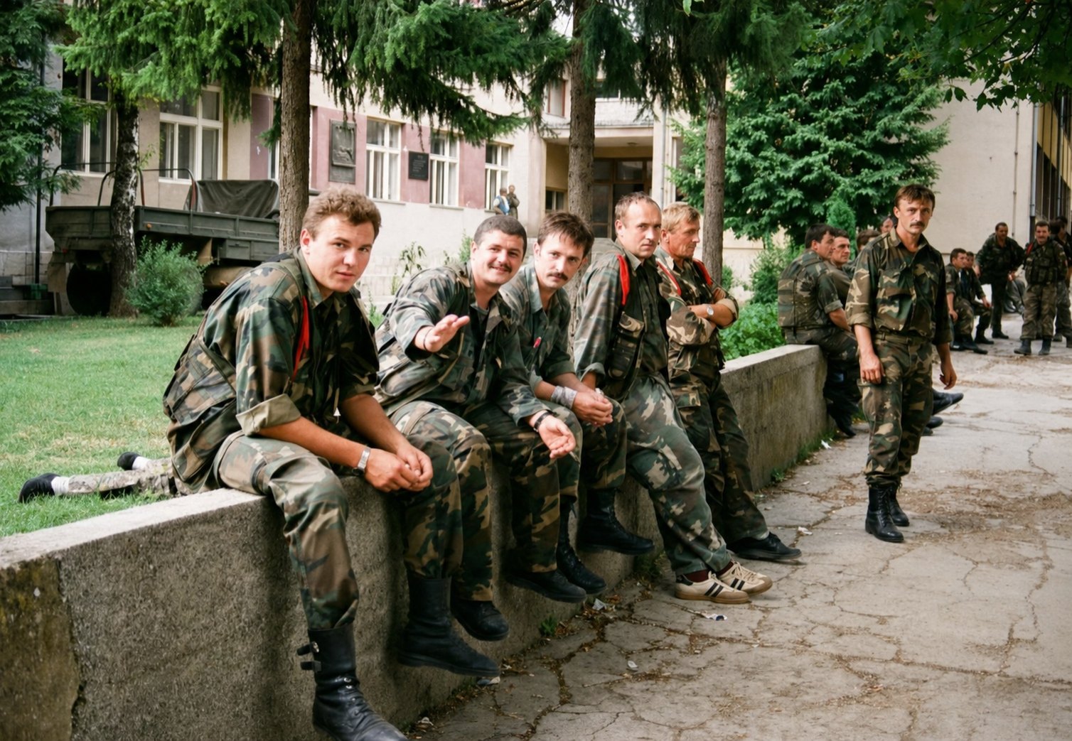 PET BRINJAKOV KO’ PET MRKIH VUKOV.